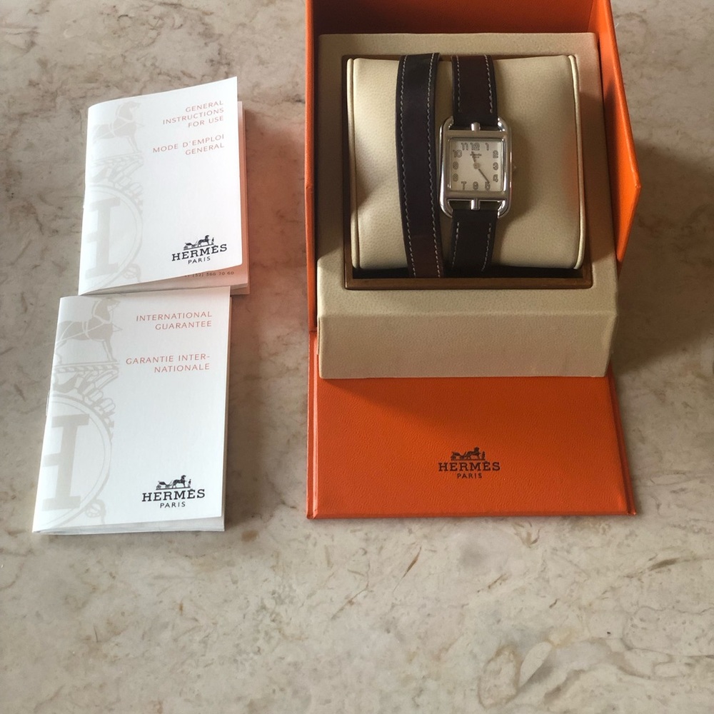 HERMES CAPE COD Watch - Picture 13 of 17